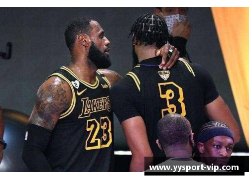 NBA湖人热火对决：比分紧张胜负难分